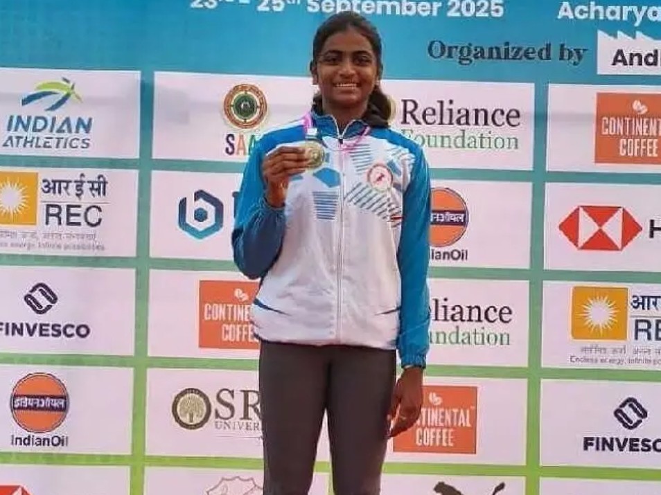 జాతీయ స్థాయి అథ్లెటిక్స్‌లో పతకాలు సాధించిన జిల్లా వాసి