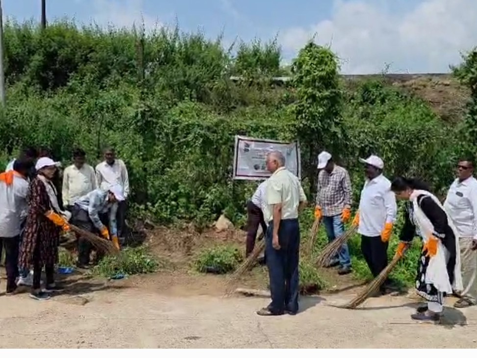 సింగూరు పరిసరాలను పరిశుభ్రంగా ఉంచాలి:GRMB చైర్మన్