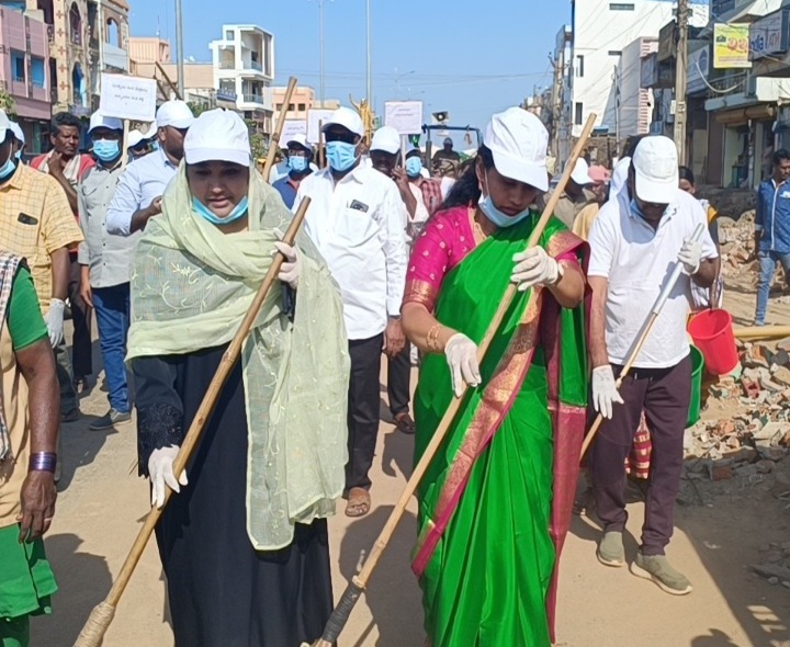 బుచ్చిలో స్వచ్ఛతపై అవగాహన ర్యాలీ