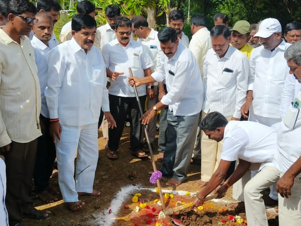 నీటి సమస్యకు ఎమ్మెల్యే శాశ్వత పరిష్కారం