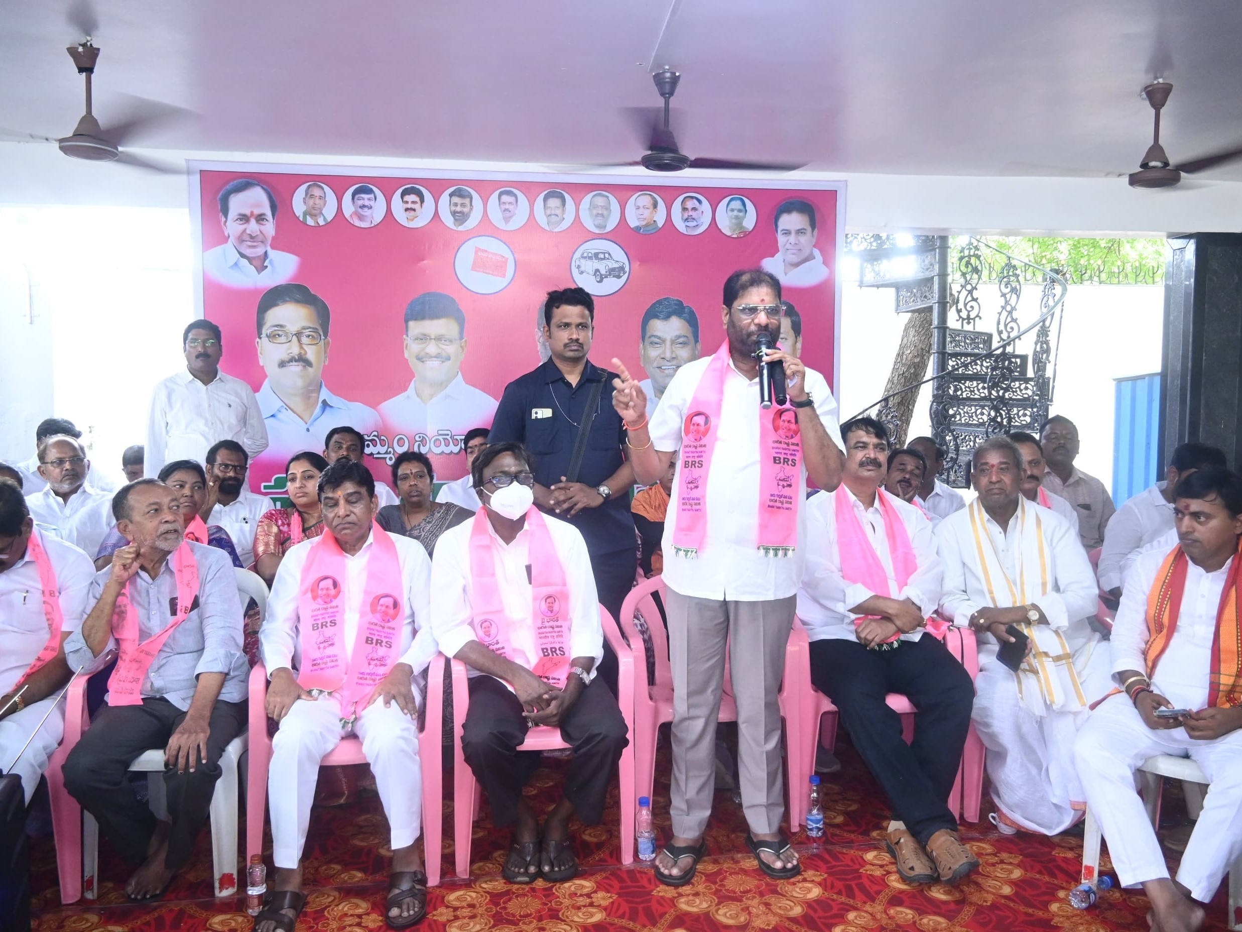 ‘స్థానిక సంస్థల ఎన్నికలకు సన్నద్ధం కావాలి’