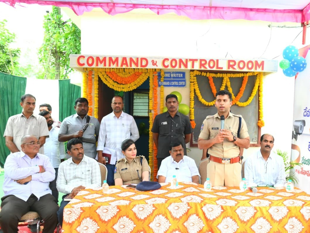 కేంద్రాల్లో 100 సీసీ కెమెరాలకు ప్రారంభం