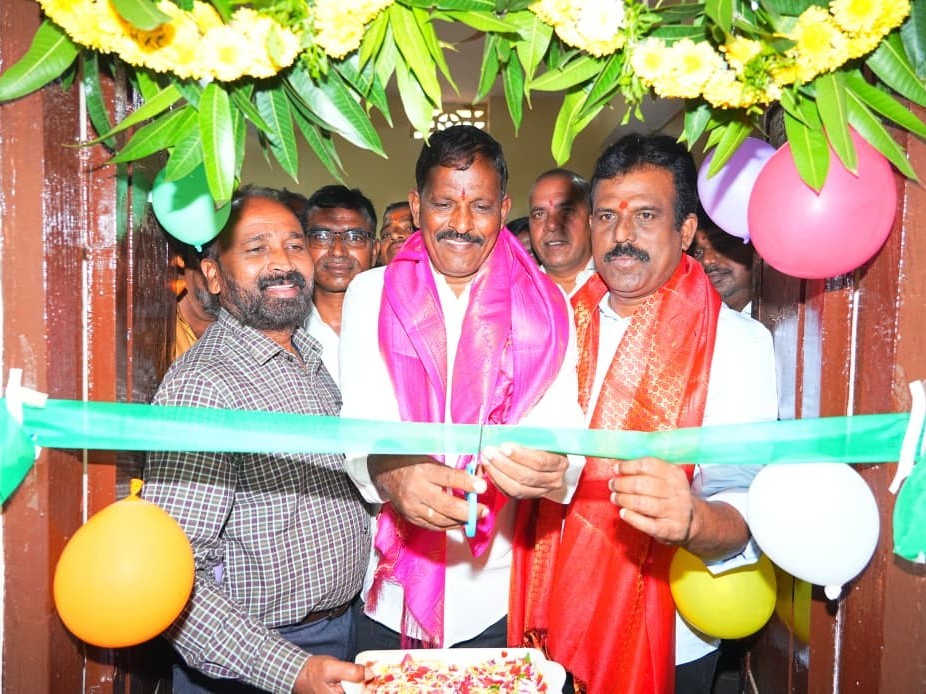 ‘గ్రామాల్లో లైబ్రరీల వల్ల జ్ఞానాన్ని పొందడం సులభం’