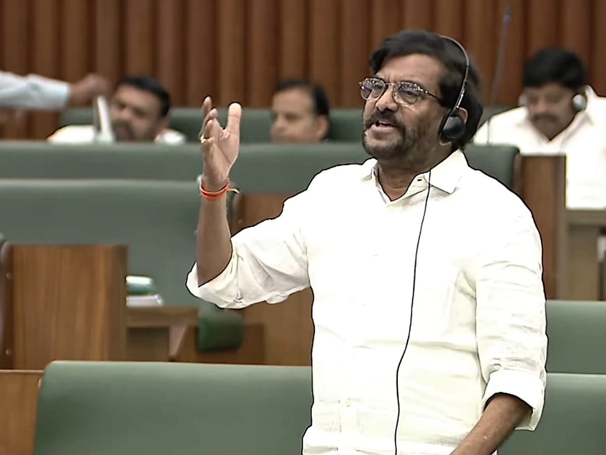 ‘ఐదేళ్ల పాలనలో ప్రజాసొత్తును దోచుకున్నారు’