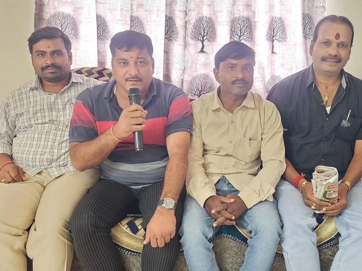 ‘రేపు జరిగే మహాసభకు తరలిరావాలి’
