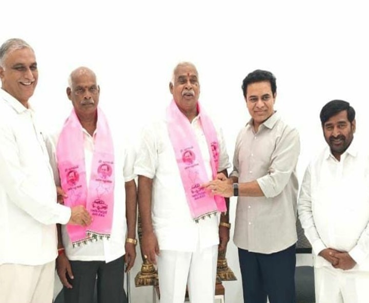 BRSలో చేరిన సిర్పూర్ మాజీ ఎమ్మెల్యే కొనప్ప