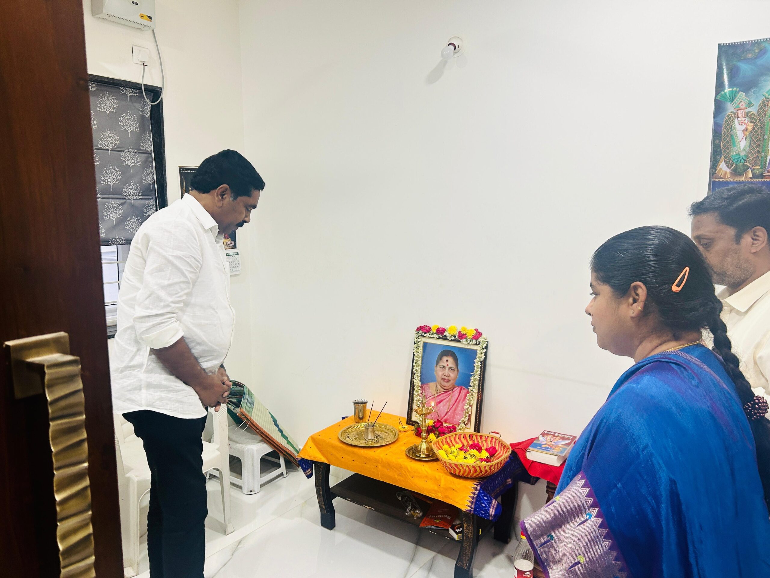 వరంగల్ జిల్లా కలెక్టర్‌ను పరామర్శించిన ఎమ్మెల్యే