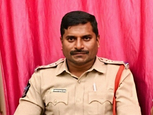 15 తులాలు బంగారం అపహరించిన దొంగ అరెస్ట్