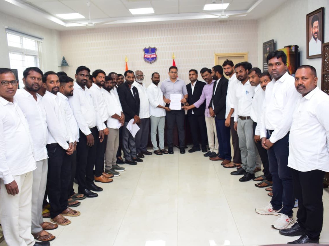 అనుచిత వ్యాఖ్యలు చేయడాన్ని ఖండించిన న్యాయవాదులు
