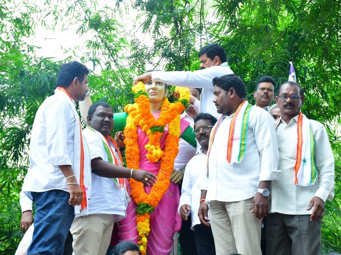 చాకలి ఐలమ్మ తెగువ ధైర్య సాహసాలు స్ఫూర్తిదాయకం: ఎమ్మెల్యే