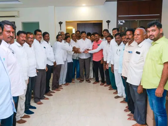 రామాలయం నిర్మాణానికి మంత్రి విరాళం