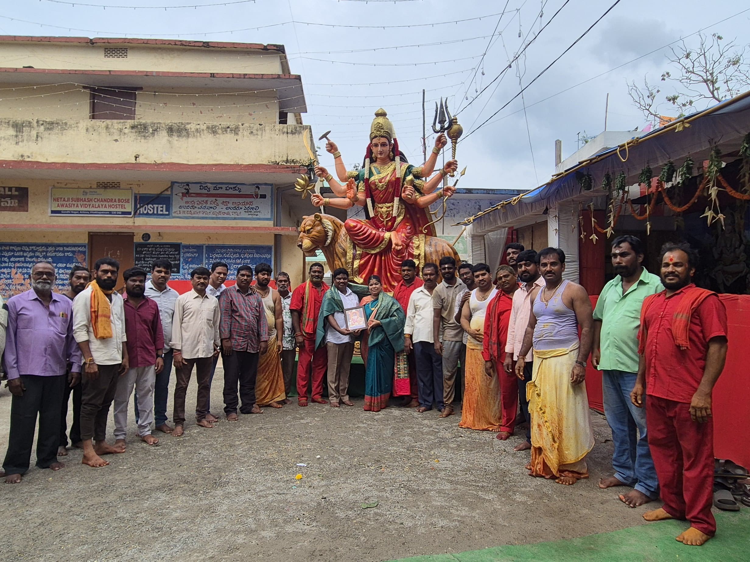 ఆరిలోవ గాంధీనగర్‌లో శరన్నవరాత్రులు