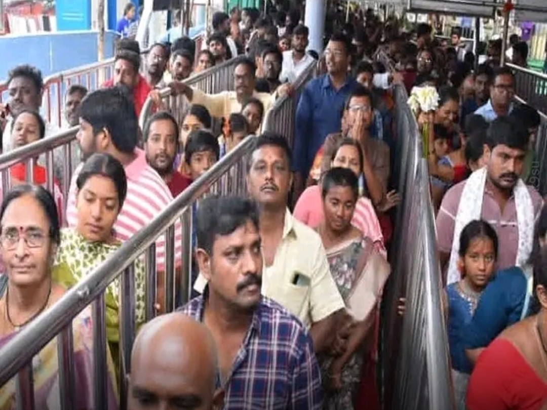 విజయవాడలో భక్తుల నుంచి ఫీడ్ బ్యాక్