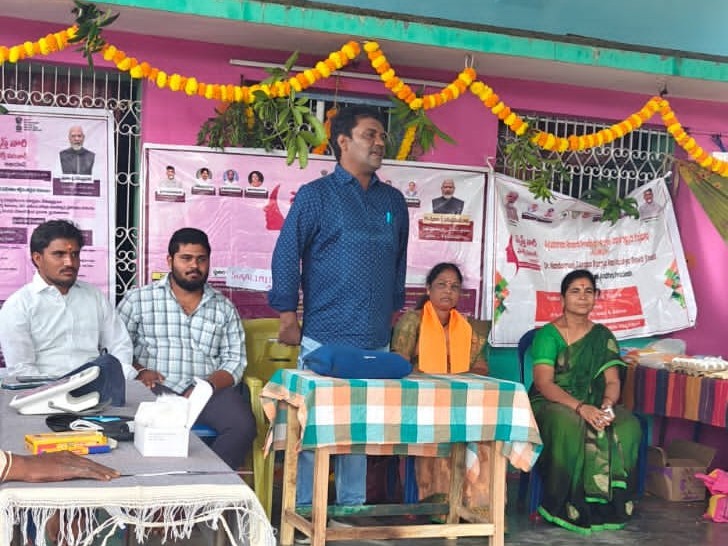 సుగాలి మిట్టలో ఉచిత వైద్య శిబిరం