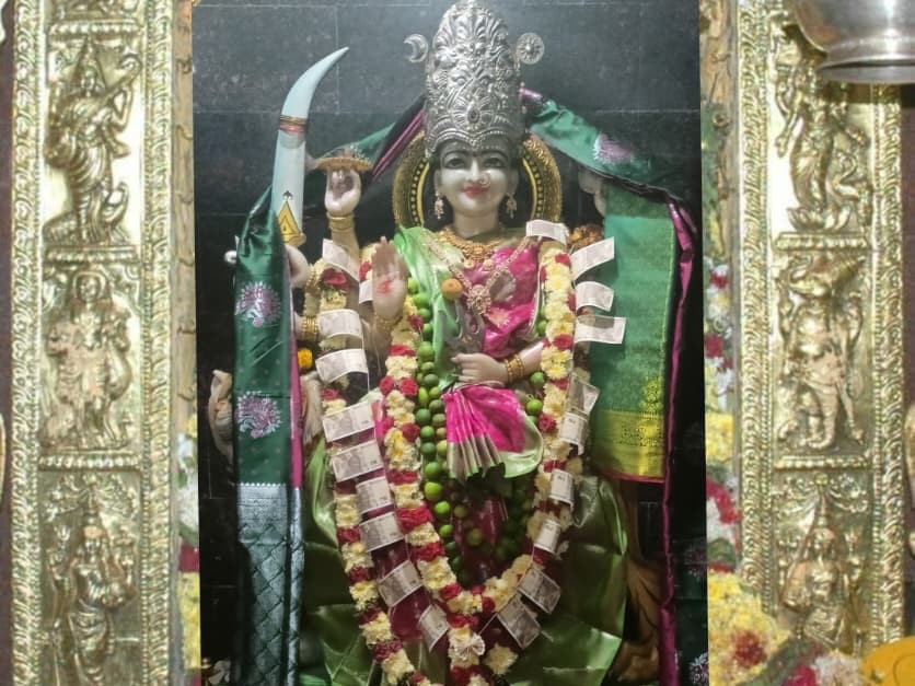 శ్రీ మహాలక్ష్మి అవతారంలో నవదుర్గాదేవి