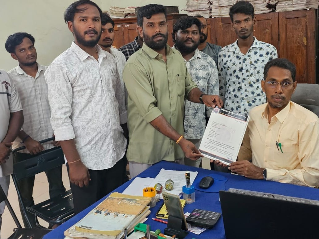 ‘హంద్రీ – నీవా జలాలతో చెరువులను నింపండి’