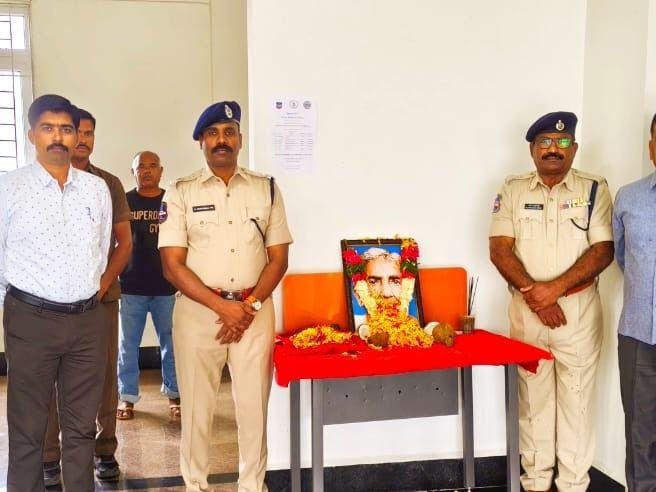 పోలీస్ కార్యాలయంలో ఘనంగా చాకలి ఐలమ్మ జయంతి