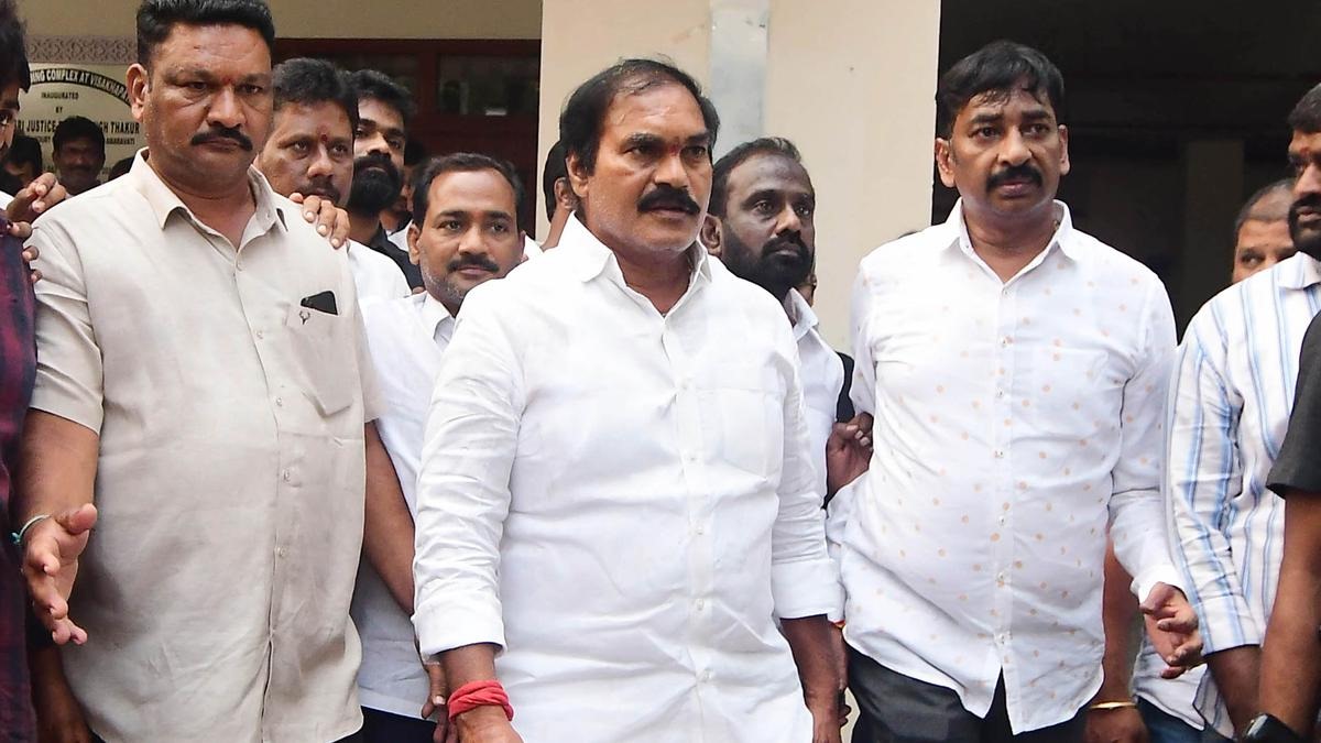 బాలకృష్ణ కంటే పెద్ద సైకో ఎవరూలేరు: MLC