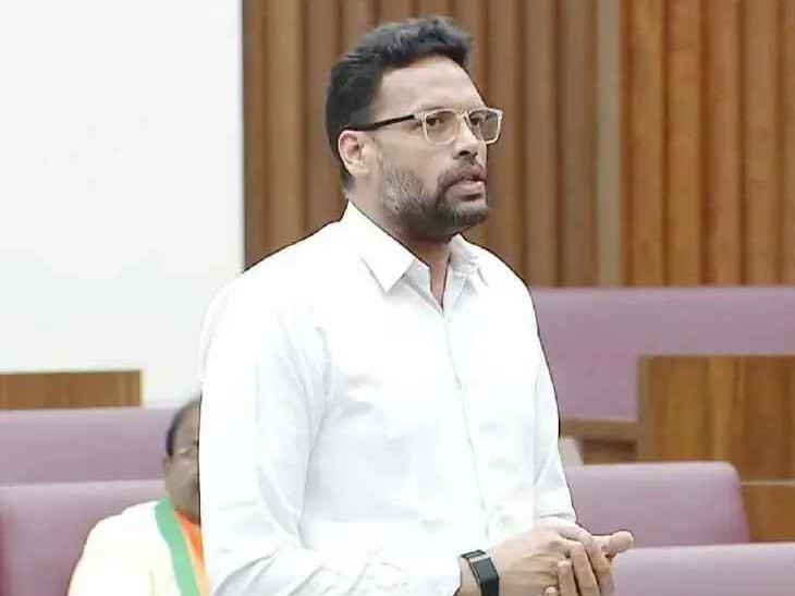‘మెగా ఇండస్ట్రియల్ పార్కులు అభివృద్ధి చేస్తున్నాం’