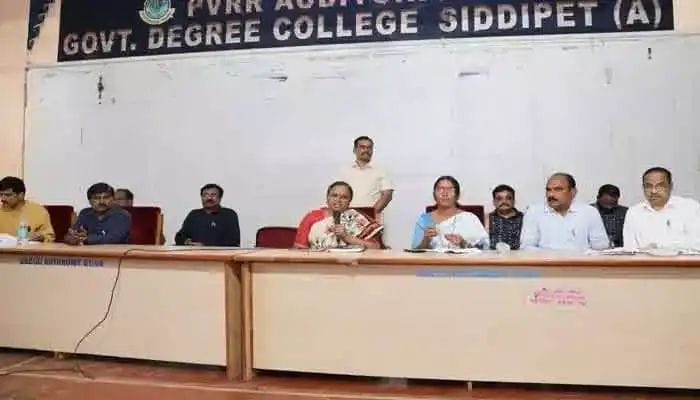 ఎన్నికల కమిషన్ మార్గదర్శకాలు కచ్చితంగా అమలు చేయాలి : కలెక్టర్ హైమావతి