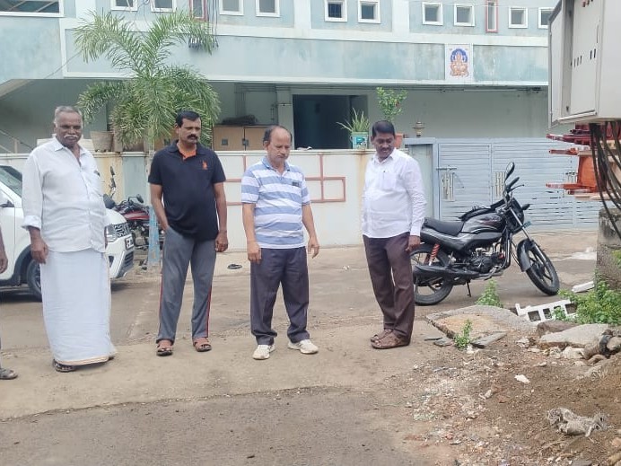 15వ వార్డులో పర్యటించిన మున్సిపల్ ఛైర్మన్