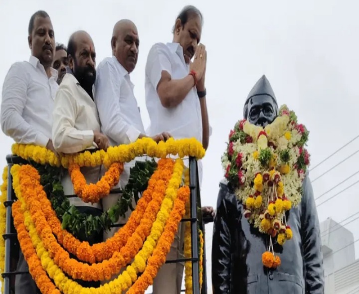 కరీంనగర్‌లో బాపూజీ జయంతి వేడుకలు