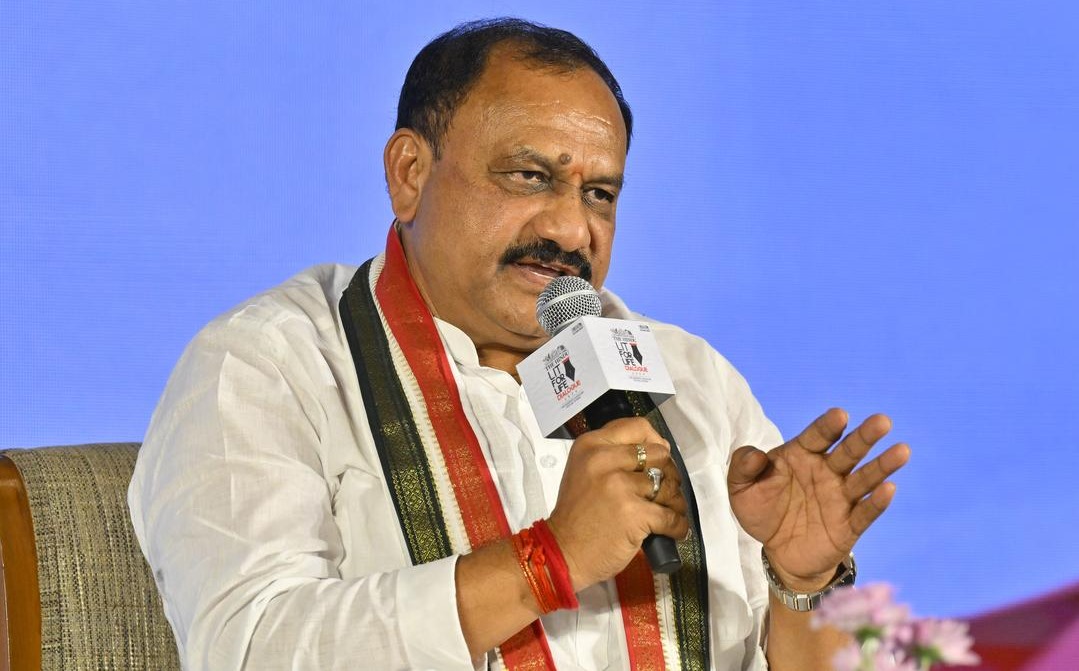 ఈటల మెజార్టీ వెనుక ఓటు చోరీ: పీసీసీ చీఫ్