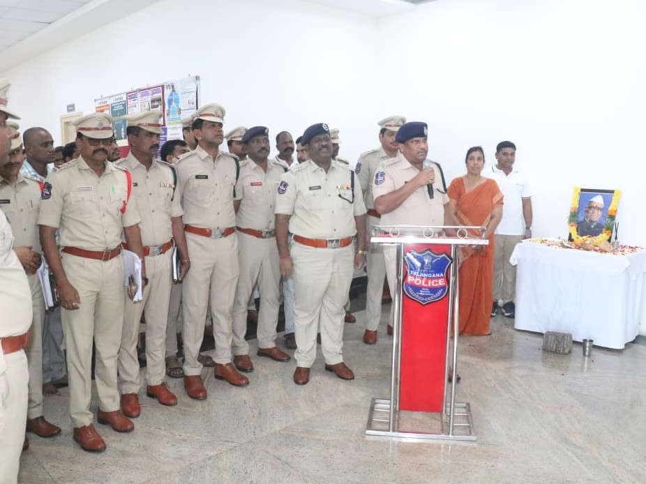 ఘనంగా కొండ లక్ష్మణ్ బాపూజీ జయంతి వేడుకలు