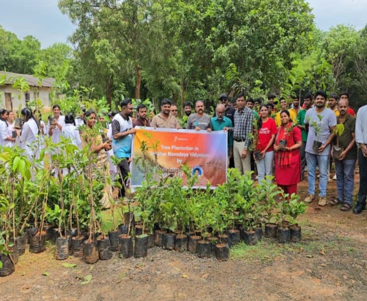 ‘తల్లికి వందనం పేరుతో ప్రతి ఒక్కరూ మొక్కలు నాటాలి’