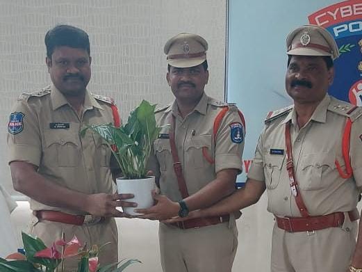 షాద్‌నగర్ రూరల్ సీఐగా శ్రీనివాస్