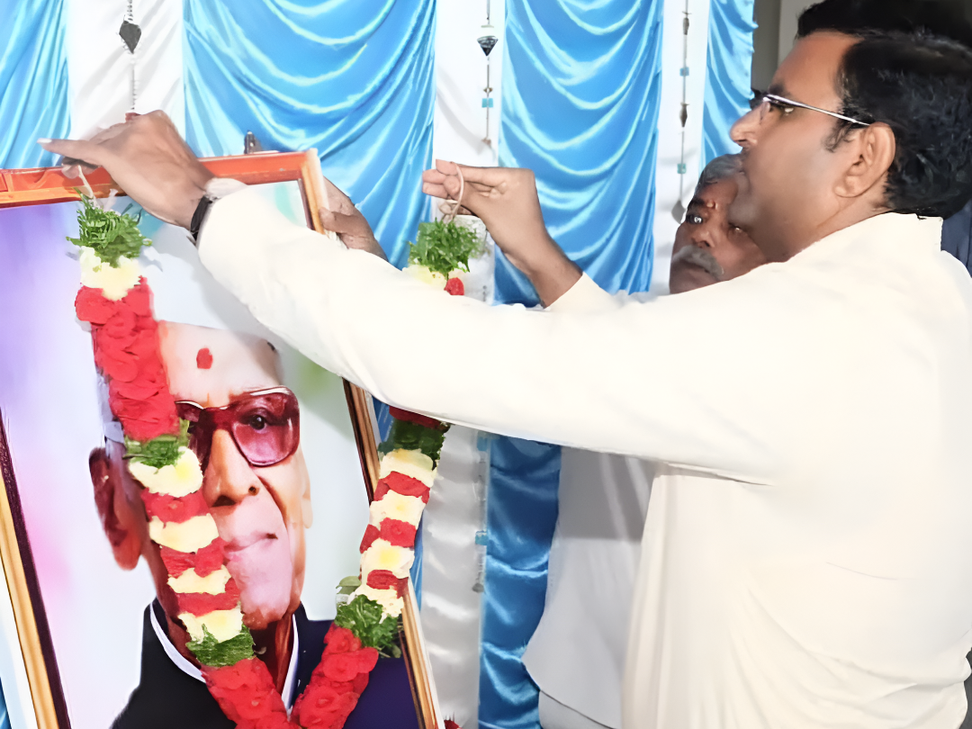 నిజం పాలన వ్యతిరేకించిన యోధుడు: కలెక్టర్