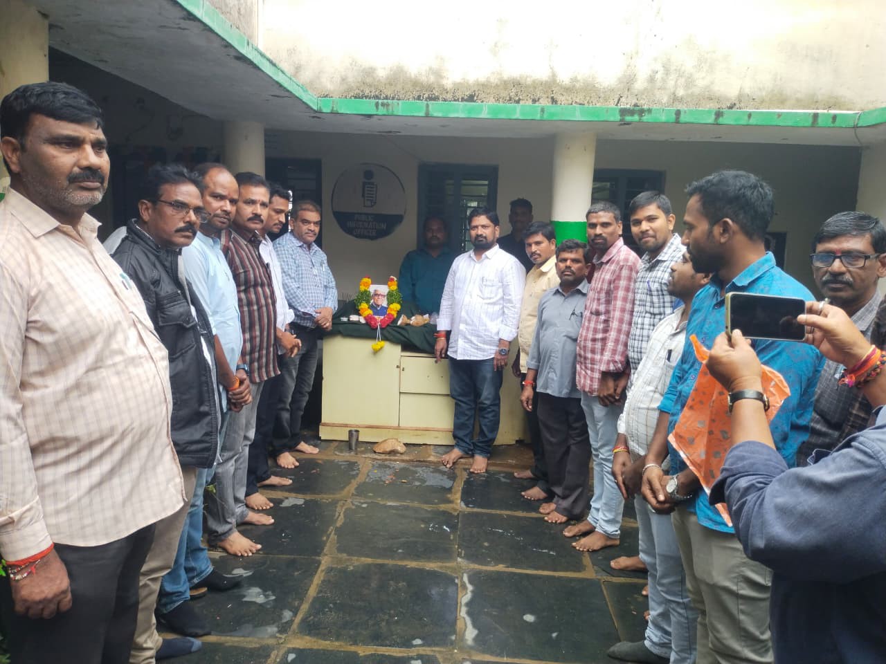 తహసీల్దార్ కార్యాలయంలో కొండా లక్ష్మణ్ బాపూజీకి నివాళి