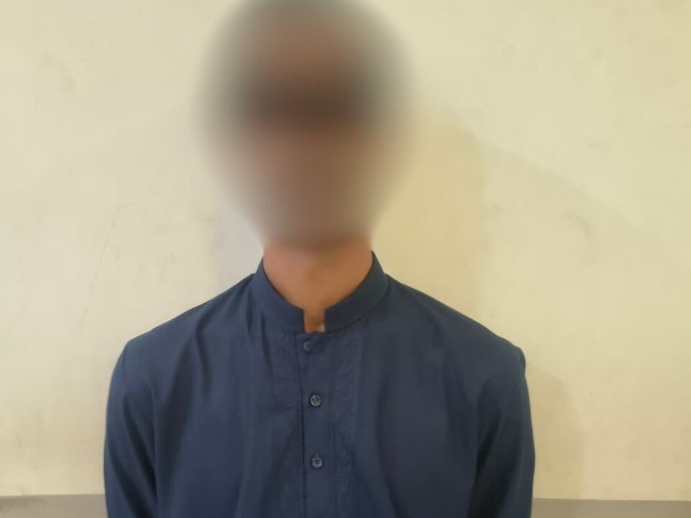 చార్మినార్‌లో హైడ్రోఫోనిక్ గంజాయి సీజ్.. వ్యక్తి అరెస్ట్