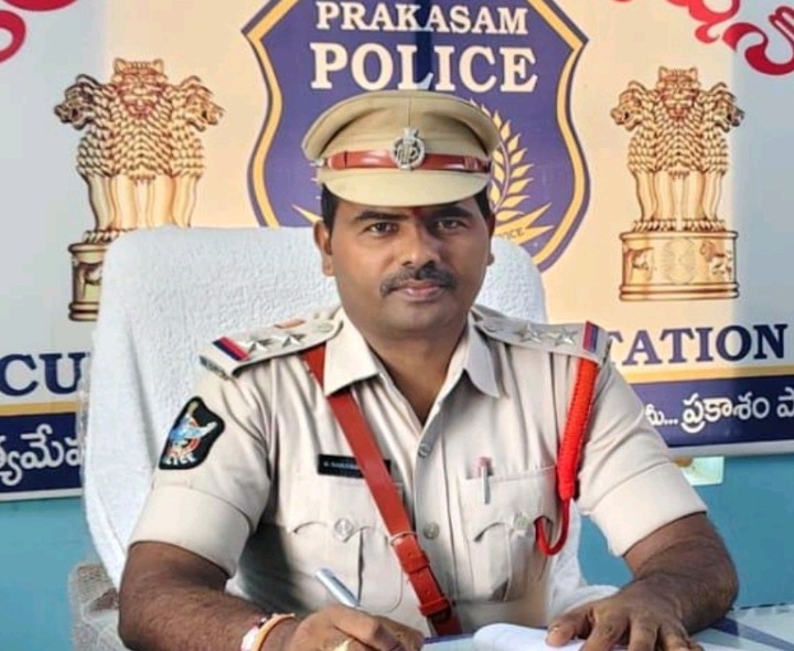 శ్రీ గంధం చెట్లు చోరీ పై  కేసు నమోదు