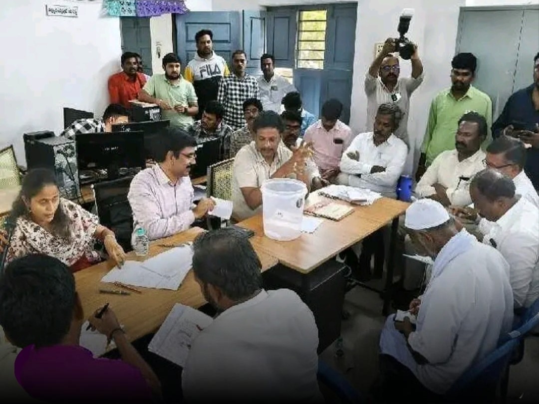 హుజూర్నగర్లో స్థానిక సంస్థల రిజర్వేషన్లు ఖరారు