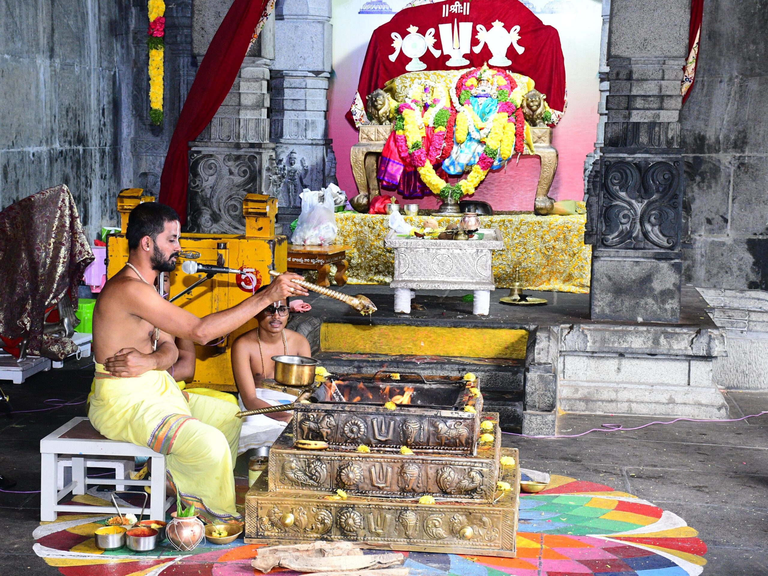 క్షేత్రంలో సుదర్శన నరసింహ హోమం