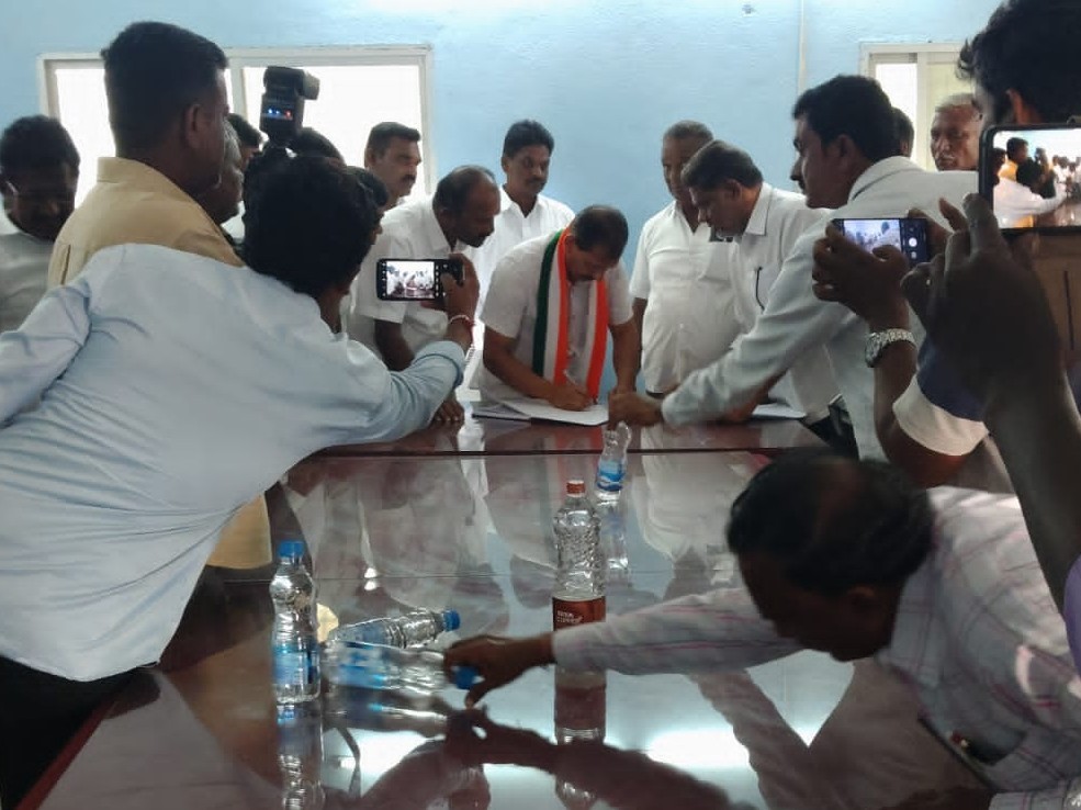 AMC ఛైర్మన్‌గా బాధ్యతలు స్వీకరించిన లచ్చిరాం నాయక్
