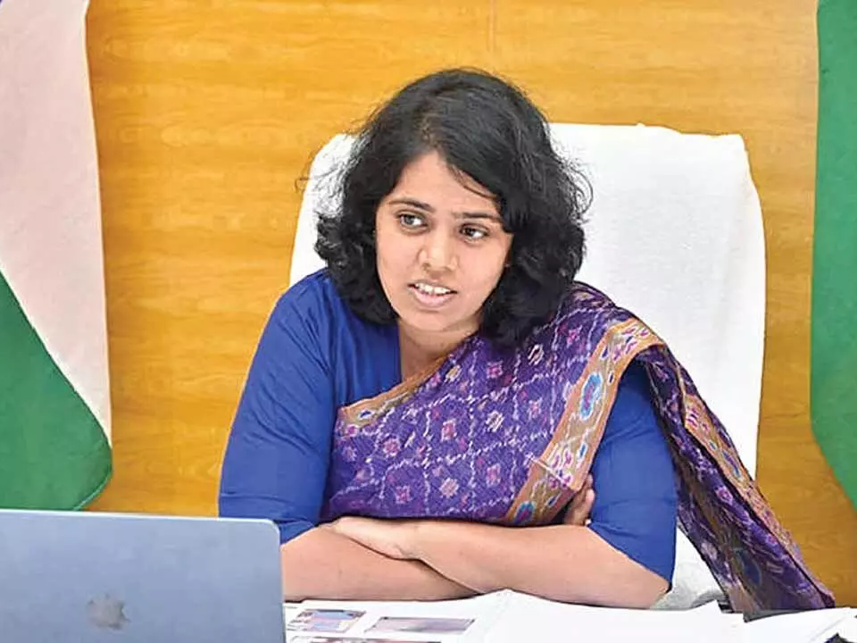 ప్రతి శాఖ సమన్వయంతో చర్యలు తీసుకోవాలి: కలెక్టర్