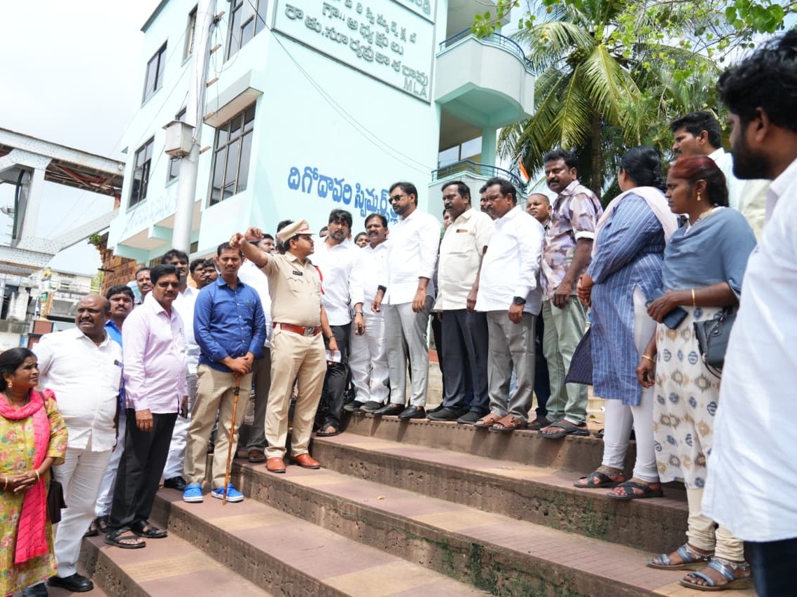 ప్రజలు అప్రమత్తంగా ఉండాలి: MLA