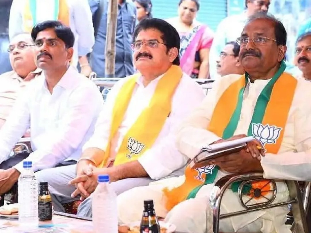 ‘మన్ కీ బాత్’ వీక్షించిన ఎమ్మెల్సీ,ఎమ్మెల్యే