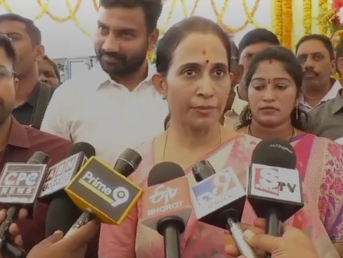 కడప రవీంద్రనగర్‌లో పలు నిర్మణాలకు శంకుస్థాపన