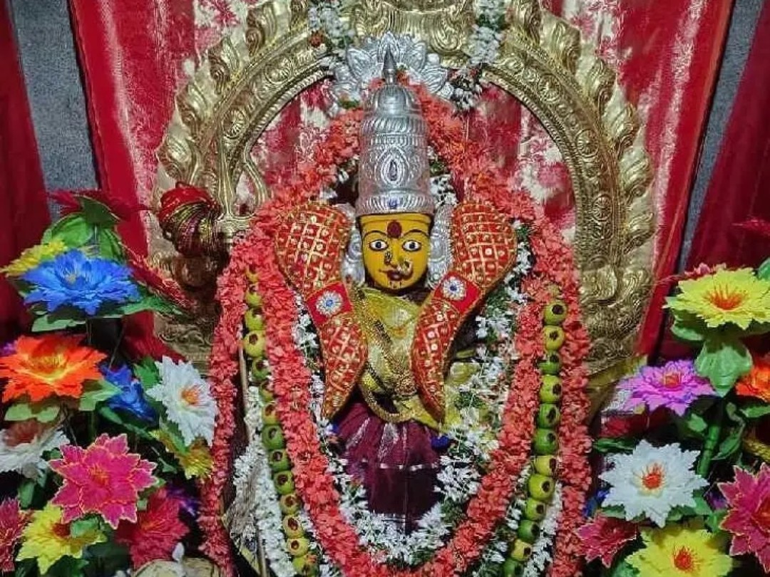 మహాచండీ అవతారంలో భక్తులకు అమ్మవారి దర్శనం
