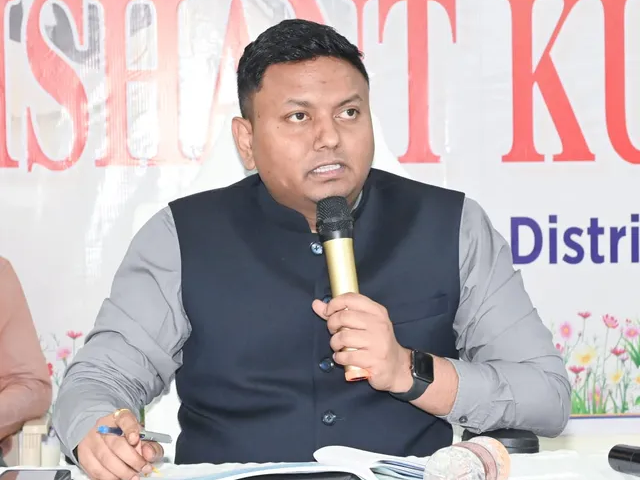 రేపు కలెక్టరేట్‌లో స్పందన కార్యక్రమం: కలెక్టర్