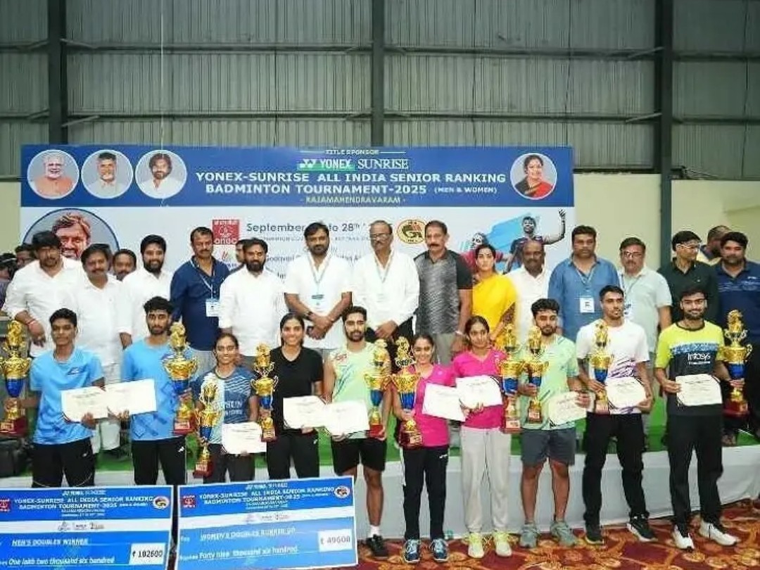 ముగిసిన నేషనల్ బ్యాడ్మింటన్ టోర్నమెంట్