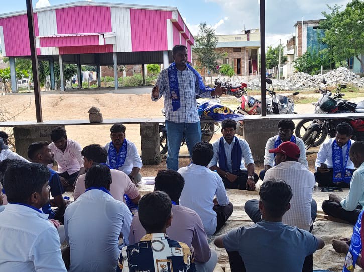 ‘ఎస్సీ, ఎస్టీ, బీసీ, మైనారిటీలు ఐక్యమత్యం కావాలి’