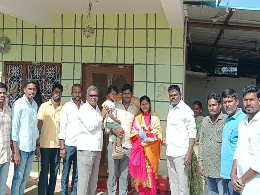 పెంచికలపాడు వాసికి సన్మానం