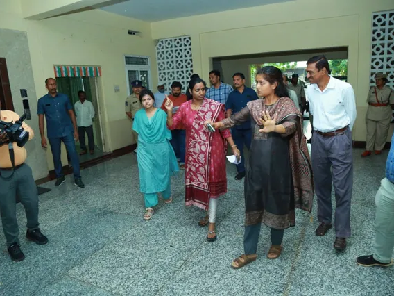 వెల్‌నెస్ సెంటర్ కోసం తగిన భవన ఎంపిక