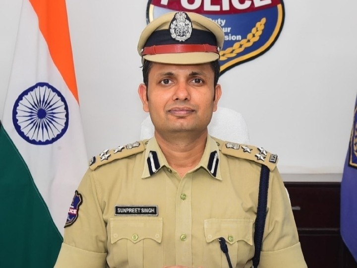 శాంతియుతంగా పండుగ జరుపుకోవాలి: సీపీ