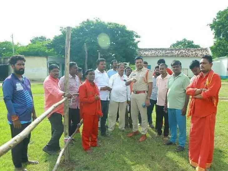రామ్ లీలా ఏర్పాట్లను పరిశీలించిన ఎస్సై