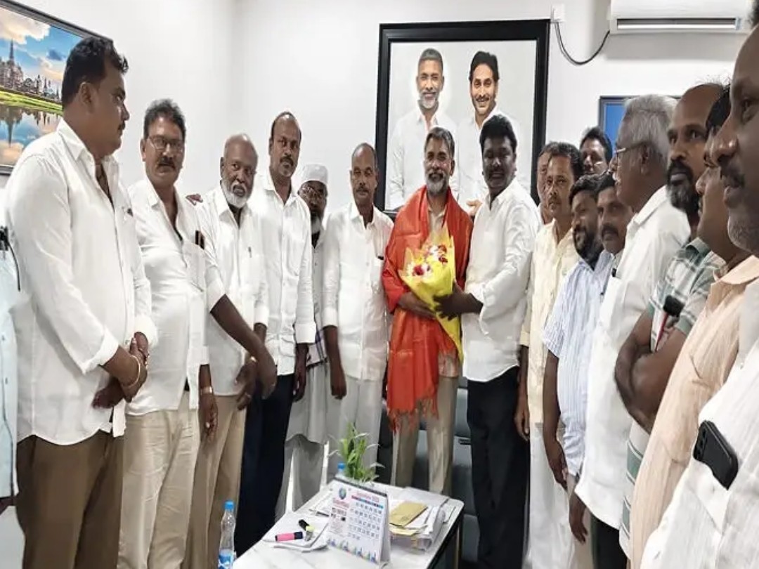 వైసీపీ ట్రేడ్ యూనియన్ జాయింట్ సెక్రటరీగా కొరివి